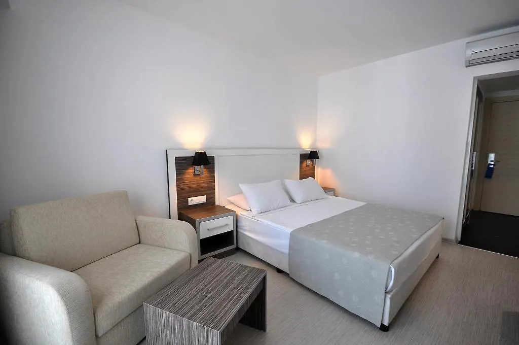 Club Shark Hotel Gümbet