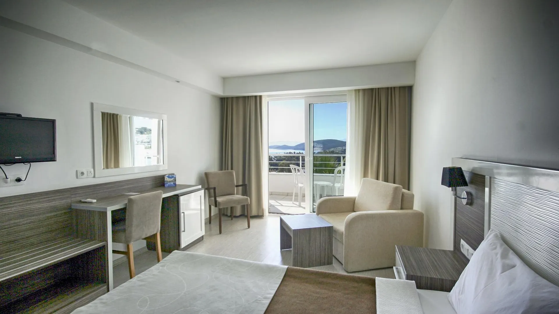 ****  Club Shark Hotel Gümbet Turcia